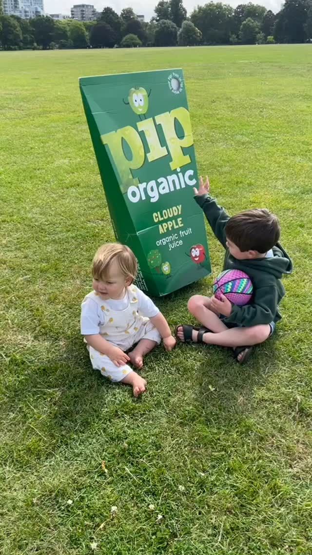 Cloudy Apple juice anyone? How’s everyone’s half terms going? 💚🤗🌈